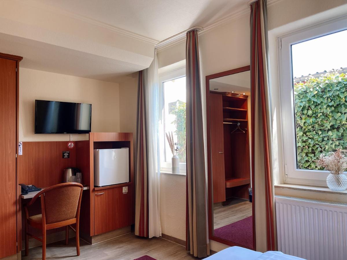 Hotel Falk BRE Екстериор снимка