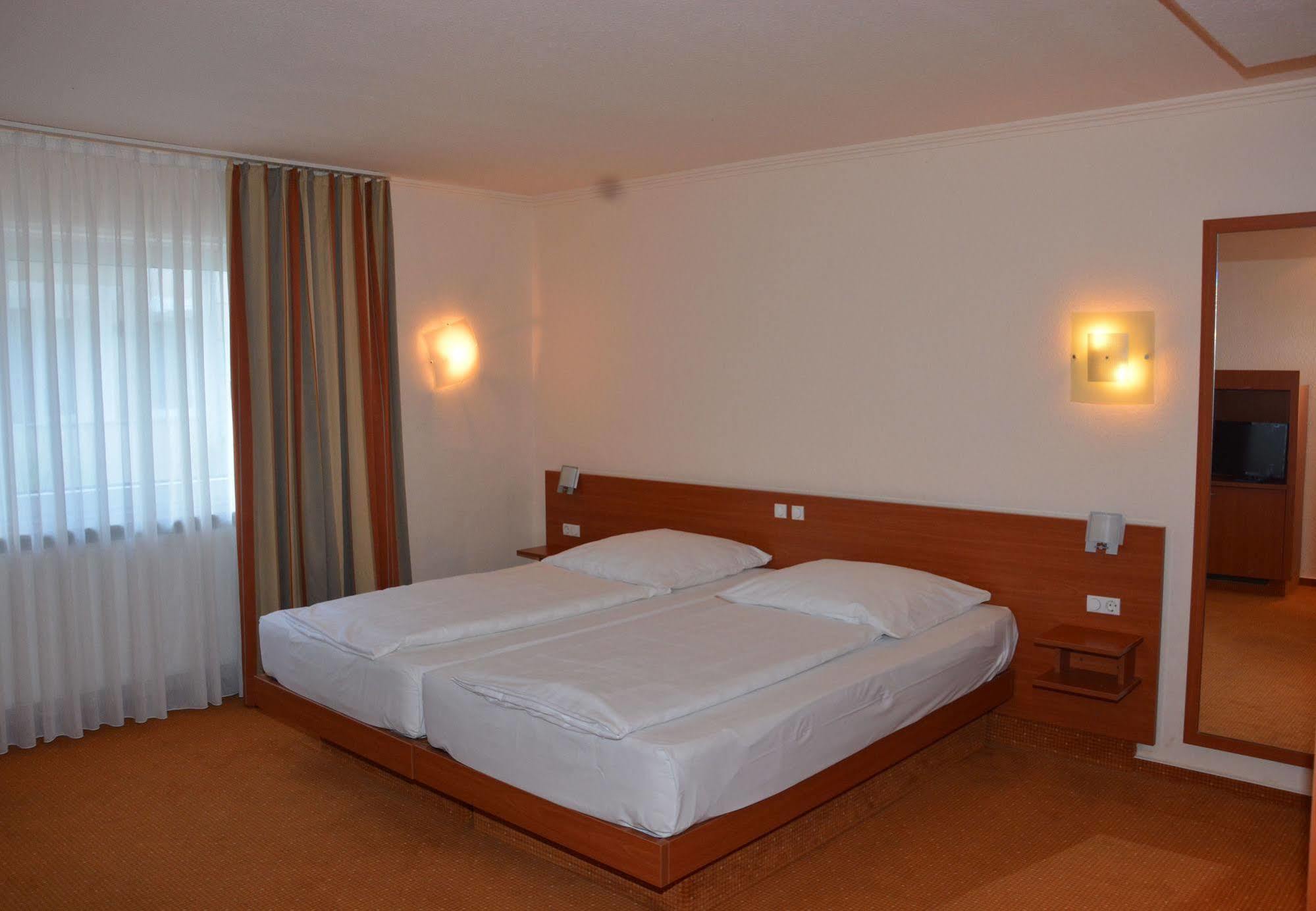 Hotel Falk BRE Екстериор снимка