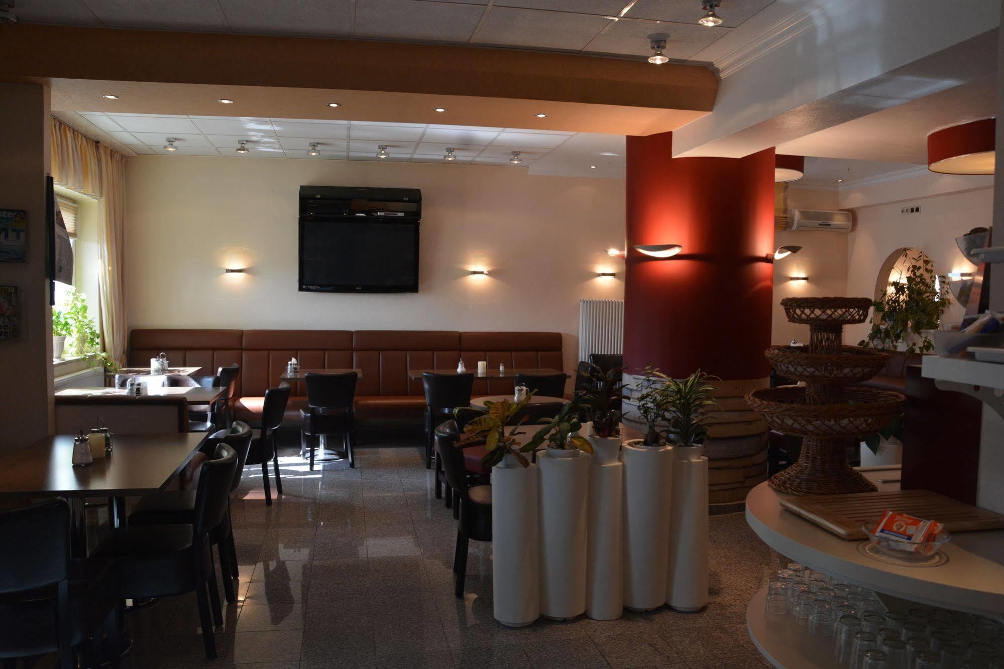 Hotel Falk BRE Екстериор снимка